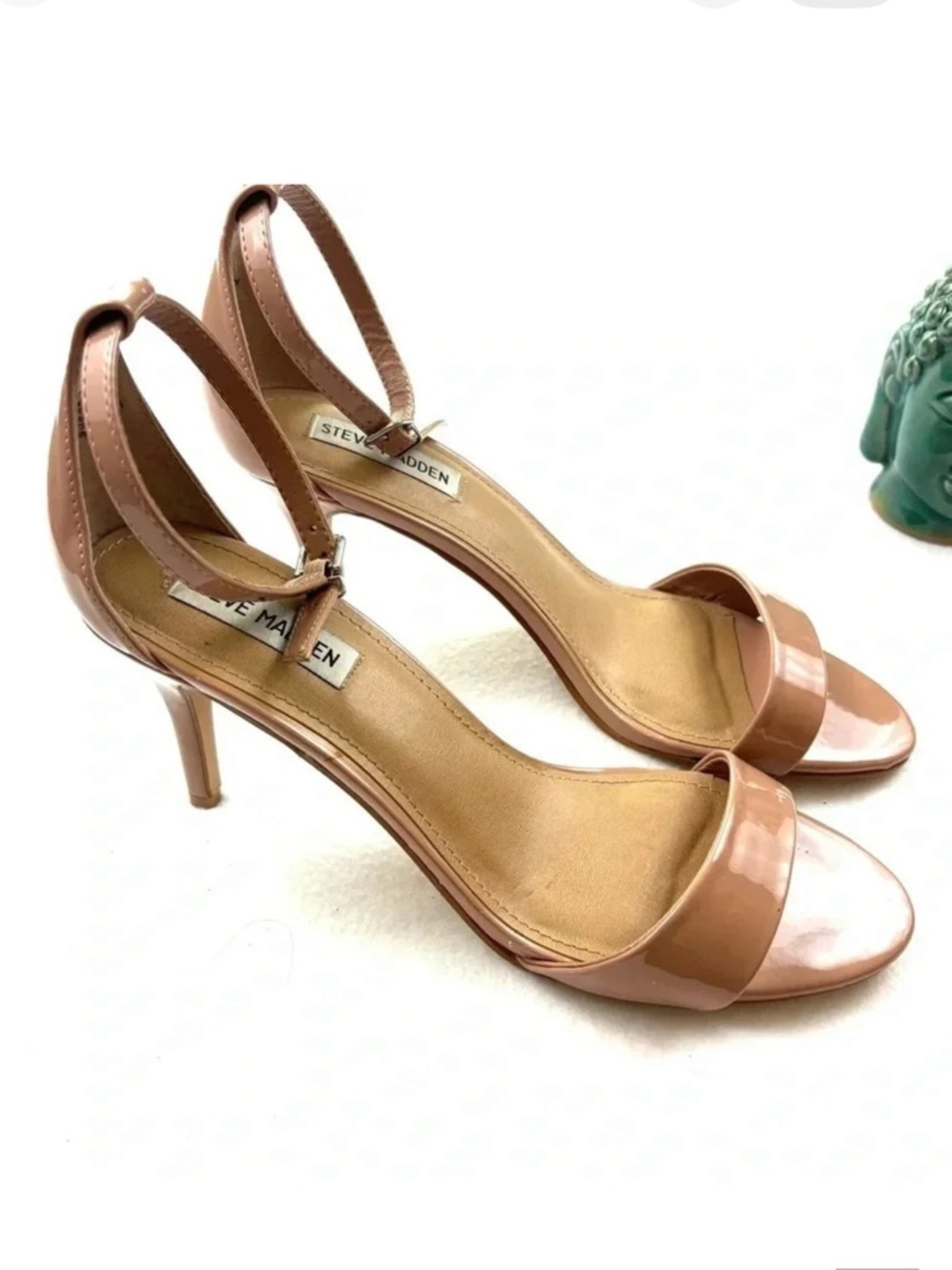 Steve Madden Tan Patent Leather‎ Strappy Buckle Closure Stiletto Heel Size 10M